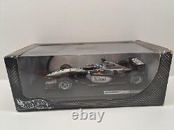 Hotwheels McLaren Mercedes MP4-17 Kimi Raikkonen 1/18