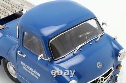 IXO 118 Scale Mercedes Benz'The Blue Wonder' Mercedes Racing Transporter 1955