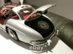 IXO Models Mercedes 300 SL Coupe 1954 18 Scale Model Car Silver