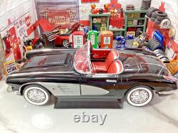 Incredibly Rare Gearbox 112 Scale 1958 Chevrolet Corvette Convertible + Stand