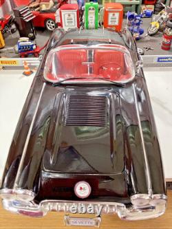 Incredibly Rare Gearbox 112 Scale 1958 Chevrolet Corvette Convertible + Stand