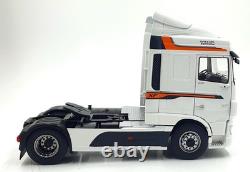 Ixo 1/18 Scale PLC30214 DAF XF Space Truck White