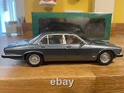 JAGUAR XJ6 Sovereign Series III in blue metallic Cult Scale 118