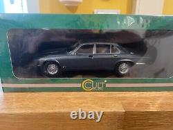 JAGUAR XJ6 Sovereign Series III in blue metallic Cult Scale 118