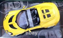Jadi 1/18 Scale Diecast 98031 2002 Lotus Elise 111S Yellow