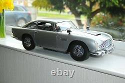 James Bond 007 Aston Martin Db5 18 Scale Built Goldfinger Eaglemoss