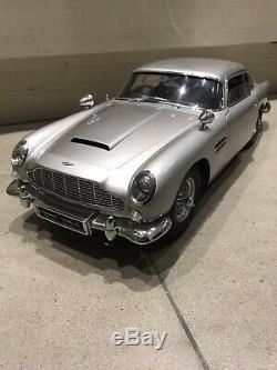 James Bond DB5 Aston Martin 1/8 Scale Build Your Own Eaglemoss READ DESCRIPTION