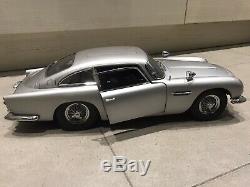 James Bond DB5 Aston Martin 1/8 Scale Build Your Own Eaglemoss READ DESCRIPTION