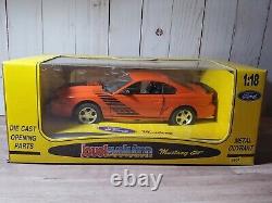 Jouef Evolution 1994 Ford Boss Mustang GT 118 Scale Diecast Model Car 3104