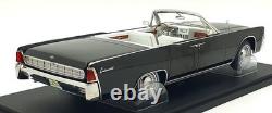 KK 1/18 Scale Diecast KKDC181521 1963 Lincoln Continental Convertible Black