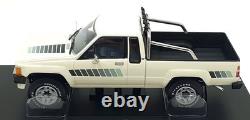 KK 1/18 Scale Diecast KKDC181564 Toyota Hilux Truck White