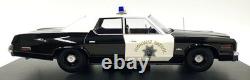 KK Scale 1/18 Scale KKDC181153 1974 Dodge Monaco California Highway Patrol