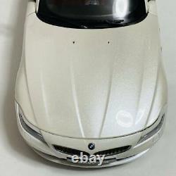 KYOSHO BMW Z4 SDRIVE35i E89 Brilliant White Metallic White White 1/18 Scale Ori