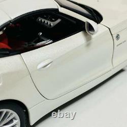 KYOSHO BMW Z4 SDRIVE35i E89 Brilliant White Metallic White White 1/18 Scale Ori