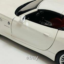 KYOSHO BMW Z4 SDRIVE35i E89 Brilliant White Metallic White White 1/18 Scale Ori