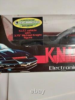 Knight Rider Electronic 1/15 scale KITT Car by Diamond Select Toys