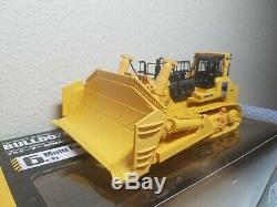 Komatsu D 575 A-3 Super Dozer RC by Kyosho 150 Scale Model #66001 New