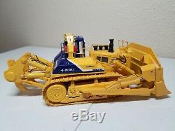 Komatsu D575 A SR Dozer with Super Ripper & Yellow Tracks HiMoBo 150 Scale Model