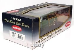 Kyosho 1/18 Scale Diecast 08192G Morris Mini Traveller Green