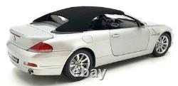 Kyosho 1/18 Scale Diecast 08702S BMW 645Ci Cabriolet Silver