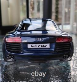 Kyosho 1/18 Scale Diecast 09213BL Audi R8 Blue