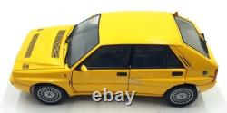 Kyosho 1/18 Scale Diecast 13625A Lancia Delta HF Intergrale Yellow