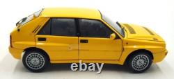 Kyosho 1/18 Scale Diecast 13625A Lancia Delta HF Intergrale Yellow