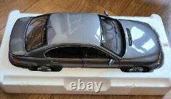 Kyosho 118 Scale Die-cast BMW 745i Model (Grey)