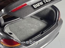Kyosho DC24924M 1/18 Scale Diecast BMW 7 Series 745i