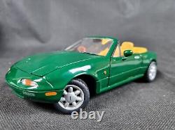 Kyosho Mazda Miata MX5 1/18 Scale Diecast Hard Top Convertible Car Green z455