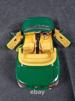 Kyosho Mazda Miata MX5 1/18 Scale Diecast Hard Top Convertible Car Green z455