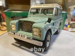 LAND ROVER 88 Series III 1978 in light green Cult Scale 118