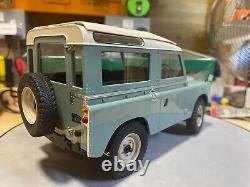 LAND ROVER 88 Series III 1978 in light green Cult Scale 118