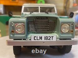 LAND ROVER 88 Series III 1978 in light green Cult Scale 118