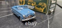 Lansdowne LDM 7B 1956 FORD ZEPHYR SIX Convertible' Blue' 1.43 Scale