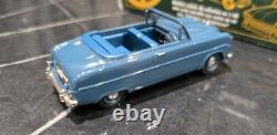 Lansdowne LDM 7B 1956 FORD ZEPHYR SIX Convertible' Blue' 1.43 Scale