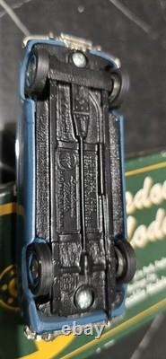 Lansdowne LDM 7B 1956 FORD ZEPHYR SIX Convertible' Blue' 1.43 Scale