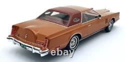 MCG 1/18 Scale Diecast MCG18370 Lincoln Continental Mark V Met. Crystal Apricot