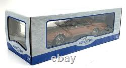 MCG 1/18 Scale Diecast MCG18370 Lincoln Continental Mark V Met. Crystal Apricot