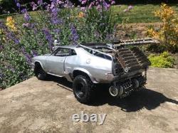 Mad max inteceptor 18 scale Razor cola hand build with lights on