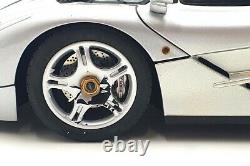 Minichamps 1/12 Scale 530 133123 McLaren F1 Roadcar Silver
