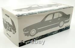 Minichamps 1/18 Scale Diecast 100 024007 BMW 535i E34 1988 Light Blue Met