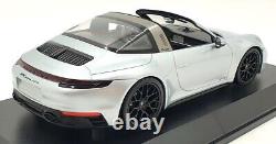 Minichamps 1/18 Scale Diecast 155 061061 Porsche 911 Targa 4 GTS Silver