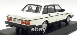 Minichamps 1/18 Scale Diecast 155 171402 1986 Volvo 240 GL White