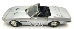 Minichamps 1/18 Scale Diecast DC4322E Maserati Ghibli 1969-73 Silver With Case