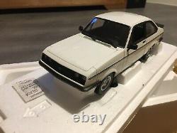 Minichamps Rare 1/18 scale 150 084300 Ford Escort Mk2 RS 2000 1976 White