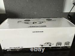 Minichamps Rare 1/18 scale 150 084300 Ford Escort Mk2 RS 2000 1976 White