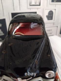 Model 1/18 scale replica of the Vauxhall Velox Made By Victory IndustriesEngland
