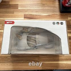 Mondo Motors Aston Martin One-77 1/18 Scale Diecast Model Collectible (B51)