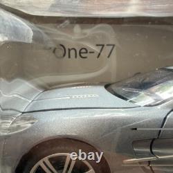 Mondo Motors Aston Martin One-77 1/18 Scale Diecast Model Collectible (B51)